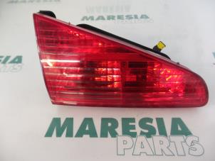 Used Taillight, left Peugeot 607 (9D/U) 2.2 16V Price € 30,00 Margin scheme offered by Maresia Parts