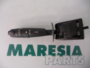 Used Indicator switch Peugeot 607 (9D/U) 2.2 16V Price € 35,00 Margin scheme offered by Maresia Parts