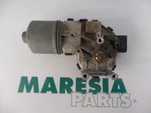 Używane Silnik wycieraczek przednich Alfa Romeo 159 Sportwagon (939BX) 2.2 JTS 16V Cena € 50,00 Procedura marży oferowane przez Maresia Parts