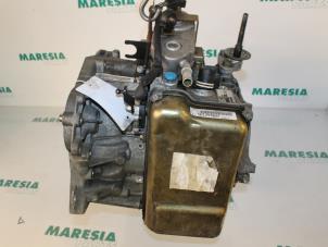 Usagé Boite de vitesses Peugeot 607 (9D/U) 2.2 16V Prix € 735,00 Règlement à la marge proposé par Maresia Parts