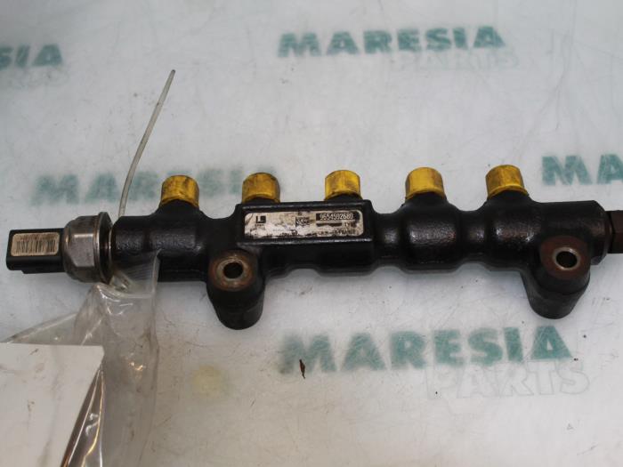 Gebrauchte Einspritzdüse (Einspritzer) Peugeot 207/207+ (WA/WC/WM) 1.6 HDi 16V Preis € 30,00 Margenregelung angeboten von Maresia Parts