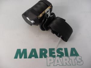 Used Rear seatbelt, right Citroen C2 (JM) 1.6 16V VTR Price € 25,00 Margin scheme offered by Maresia Parts