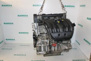 Motor van een Peugeot 607 (9D/U) 2.0 16V 2001