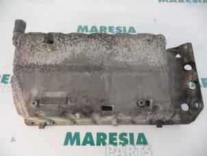 Używane Miska olejowa Fiat Scudo (270) 2.0 D Multijet Cena € 90,75 Z VAT oferowane przez Maresia Parts