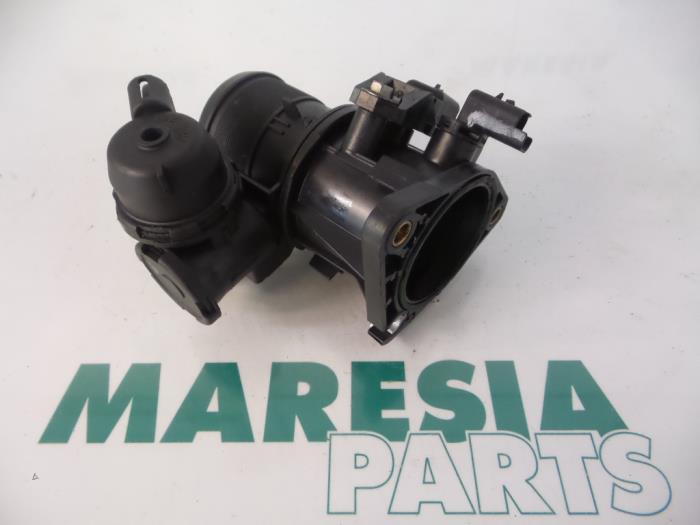 Gebrauchte Drosselklappengehäuse Fiat Scudo (270) 2.0 D Multijet Preis € 60,50 Mit Mehrwertsteuer angeboten von Maresia Parts