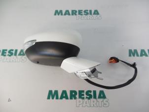 Used Wing mirror, right Peugeot 508 SW (8E/8U) 1.6 e-HDi 16V Price € 131,25 Margin scheme offered by Maresia Parts