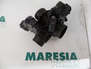 Used Throttle body Citroen C5 III Berline (RD) 1.6 HDiF 16V Price € 75,00 Margin scheme offered by Maresia Parts