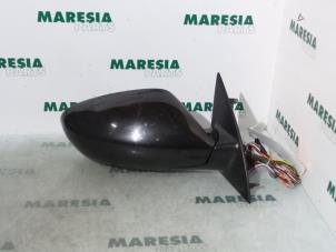 Used Wing mirror, right Peugeot 607 (9D/U) 2.9 V6 24V Price € 75,00 Margin scheme offered by Maresia Parts