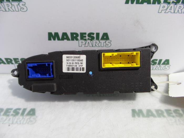 Used Computer, miscellaneous Peugeot 607 (9D/U) 2.9 V6 24V Price € 50,00 Margin scheme offered by Maresia Parts