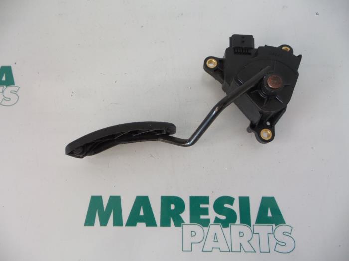 Gebrauchte Gaspedalposition Sensor Renault Grand Scénic II (JM) 2.0 16V Preis € 29,95 Margenregelung angeboten von Maresia Parts