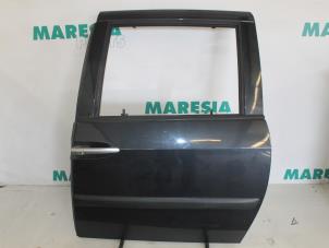Gebrauchte Schiebetür links Peugeot 807 2.0 16V Preis € 105,00 Margenregelung angeboten von Maresia Parts
