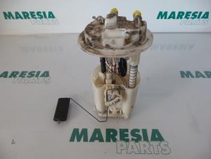 Used Electric fuel pump Peugeot 206 (2A/C/H/J/S) 1.6 16V Price € 35,00 Margin scheme offered by Maresia Parts
