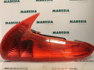 Used Taillight, left Peugeot 206 SW (2E/K) 1.6 16V Price € 30,00 Margin scheme offered by Maresia Parts