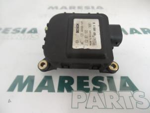 Used Heater valve motor Renault Scénic I (JA) 2.0 16V Price € 20,00 Margin scheme offered by Maresia Parts