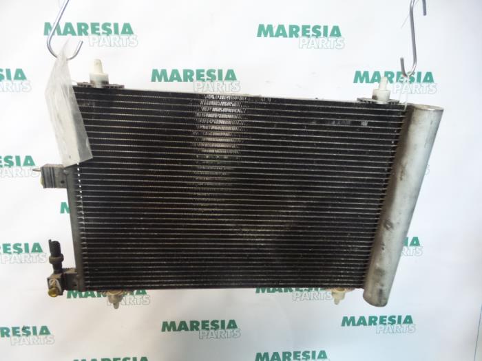 Air conditioning condenser from a Citroën Xsara Coupé (N0) 1.6 16V 2003