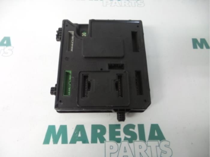 Used Engine management computer Renault Megane III Grandtour (KZ) 1.5 dCi 110 Price € 262,50 Margin scheme offered by Maresia Parts