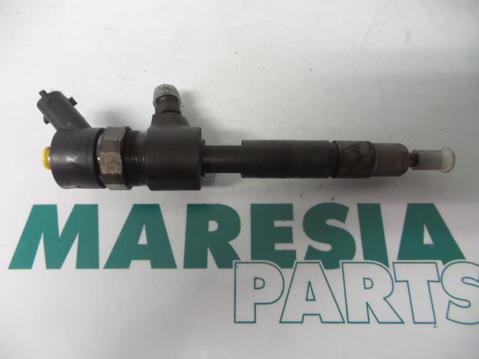Usagé Injecteurs Fiat Doblo (223A/119) 1.9 JTD Multijet Prix € 75,00 Règlement à la marge proposé par Maresia Parts