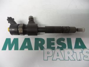 Used Injector (diesel) Fiat Doblo (223A/119) 1.9 JTD Multijet Price € 75,00 Margin scheme offered by Maresia Parts