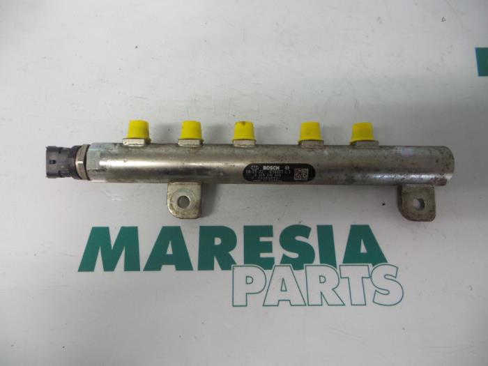 Usagé Système d'injection Fiat Doblo (223A/119) 1.9 JTD Multijet Prix € 105,00 Règlement à la marge proposé par Maresia Parts