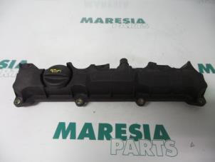 Used Rocker cover Citroen C2 (JM) 1.6 16V VTR Price € 15,00 Margin scheme offered by Maresia Parts
