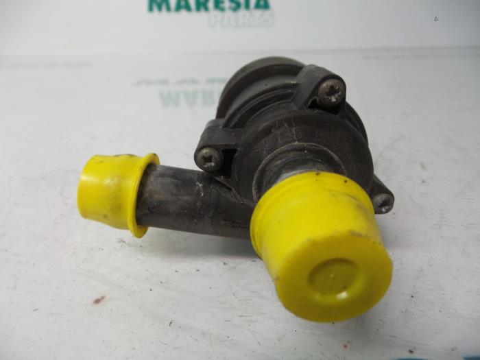  Pompe à eau compatible avec Renault Megane Iii Coupé  210106094r210106094r (utilisé) (id:rectp4582049)