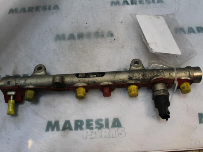 Usagé Système d'injection Renault Megane II Grandtour (KM) 1.9 dCi 130 Prix € 60,00 Règlement à la marge proposé par Maresia Parts