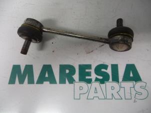 Usagé Bielette barre stabilisatrice Peugeot 508 SW (8E/8U) 1.6 e-HDi 16V Prix € 25,00 Règlement à la marge proposé par Maresia Parts