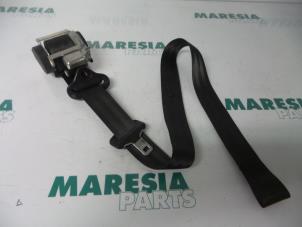 Used Front seatbelt, right Peugeot 206 (2A/C/H/J/S) 1.4 XR,XS,XT,Gentry Price € 45,00 Margin scheme offered by Maresia Parts