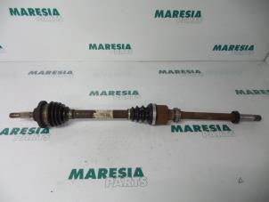 Used Front drive shaft, right Peugeot 206 (2A/C/H/J/S) 1.4 XR,XS,XT,Gentry Price € 50,00 Margin scheme offered by Maresia Parts