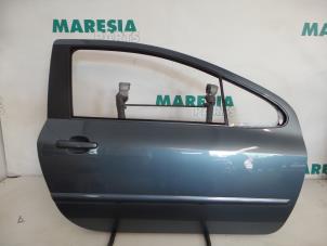 Used Door 2-door, right Peugeot 307 (3A/C/D) 1.4 16V Price € 105,00 Margin scheme offered by Maresia Parts