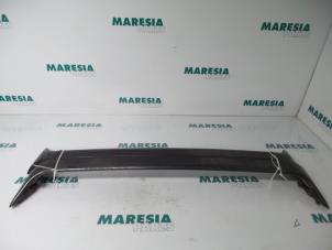 Used Roof rack kit Renault Espace (JE) 2.0 16V Price € 50,00 Margin scheme offered by Maresia Parts