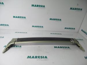 Used Roof rack kit Renault Espace (JE) 2.2 dT 12V Price € 50,00 Margin scheme offered by Maresia Parts