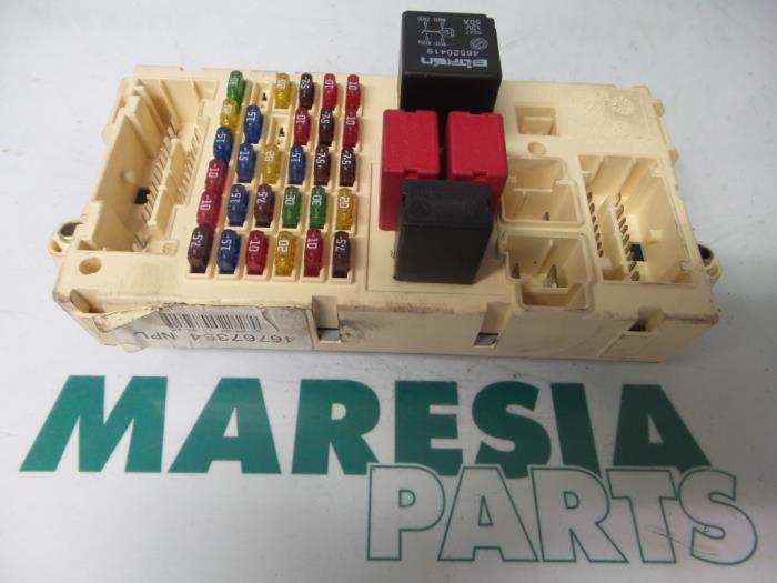 Fuse Box Fiat Punto Ii S Maresia Parts