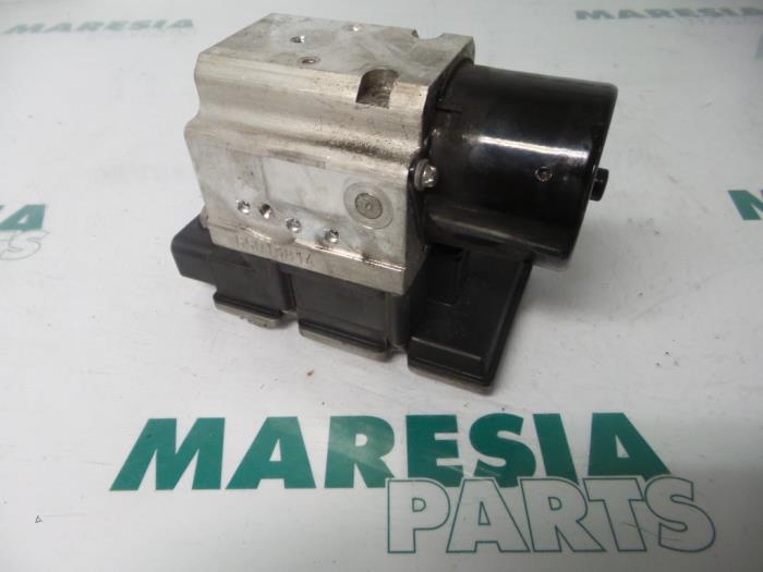 Gebrauchte ABS Pumpe Alfa Romeo 159 (939AX) 1.9 JTDm 16V Preis € 157,50 Margenregelung angeboten von Maresia Parts