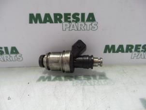 Usados Inyector (inyección de gasolina) Fiat Barchetta (183) 1.8 16V Precio € 35,00 Norma de margen ofrecido por Maresia Parts