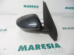 Used Wing mirror, right Fiat Stilo (192A/B) 1.4 16V Price € 30,00 Margin scheme offered by Maresia Parts
