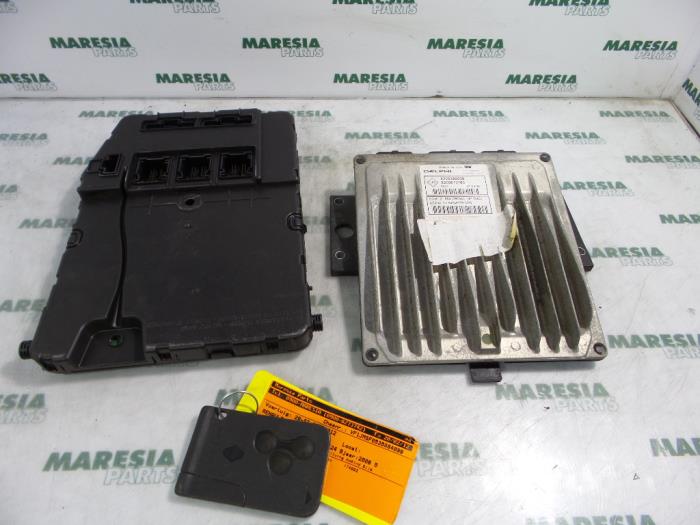 Used Engine management computer Renault Scénic II (JM) 1.5 dCi 85 Price € 324,99 Margin scheme offered by Maresia Parts