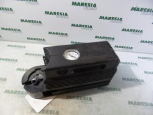 Used Tyre repair kit Fiat Doblo Cargo (223) 1.3 D 16V Multijet Price € 48,40 Inclusive VAT offered by Maresia Parts