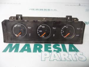 Used Interior display Renault Clio (B/C57/357/557/577) 1.8 GT 16V Kat. Price € 25,00 Margin scheme offered by Maresia Parts