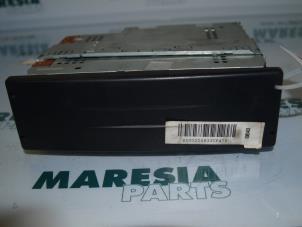 Used Radio Renault Modus/Grand Modus (JP) 1.6 16V Price € 50,00 Margin scheme offered by Maresia Parts