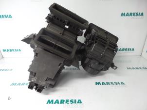 Usados Cuerpo de calefactor Fiat Doblo (263) 1.3 D Multijet Precio € 190,58 IVA incluido ofrecido por Maresia Parts