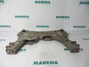 Used Subframe Renault Kangoo Express (FW) 1.5 dCi 105 FAP Price € 75,00 Margin scheme offered by Maresia Parts
