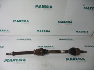 Used Front drive shaft, right Renault Kangoo Express (FW) 1.5 dCi 105 FAP Price € 60,00 Margin scheme offered by Maresia Parts