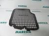 Anti-theft grill, left from a Peugeot Partner (GC/GF/GG/GJ/GK) 1.6 HDI 90 2011