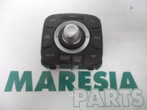 Used Switch (miscellaneous) Renault Laguna II Grandtour (KG) 2.0 16V Price € 50,00 Margin scheme offered by Maresia Parts