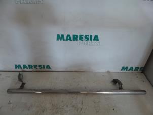 Used Footboard, right Fiat Doblo (263) 1.3 D Multijet Price € 90,75 Inclusive VAT offered by Maresia Parts