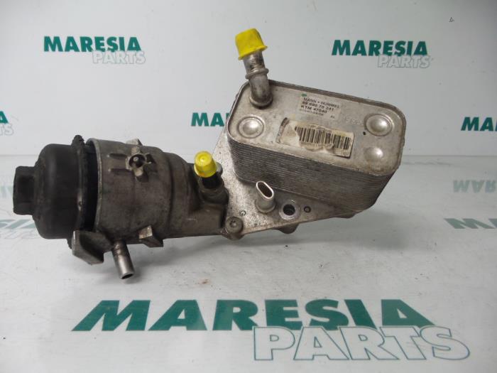 Usagé Echangeur de chaleur Fiat Croma (194) 1.9 D Multijet 16V Prix € 90,00 Règlement à la marge proposé par Maresia Parts