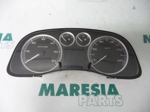 Used Instrument panel Peugeot 307 Break (3E) 1.6 HDiF 110 16V Price € 50,00 Margin scheme offered by Maresia Parts