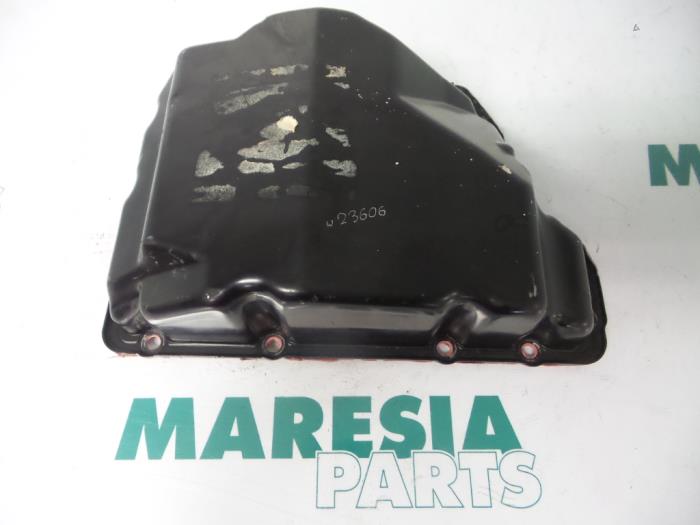 Gebrauchte Ölwanne Peugeot 607 (9D/U) 2.7 HDi V6 24V Preis € 50,00 Margenregelung angeboten von Maresia Parts