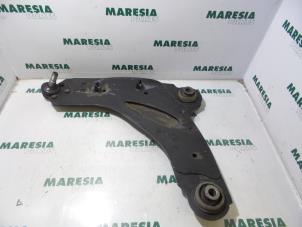 Used Front lower wishbone, left Renault Trafic New (FL) 1.9 dCi 82 16V Price € 30,25 Inclusive VAT offered by Maresia Parts
